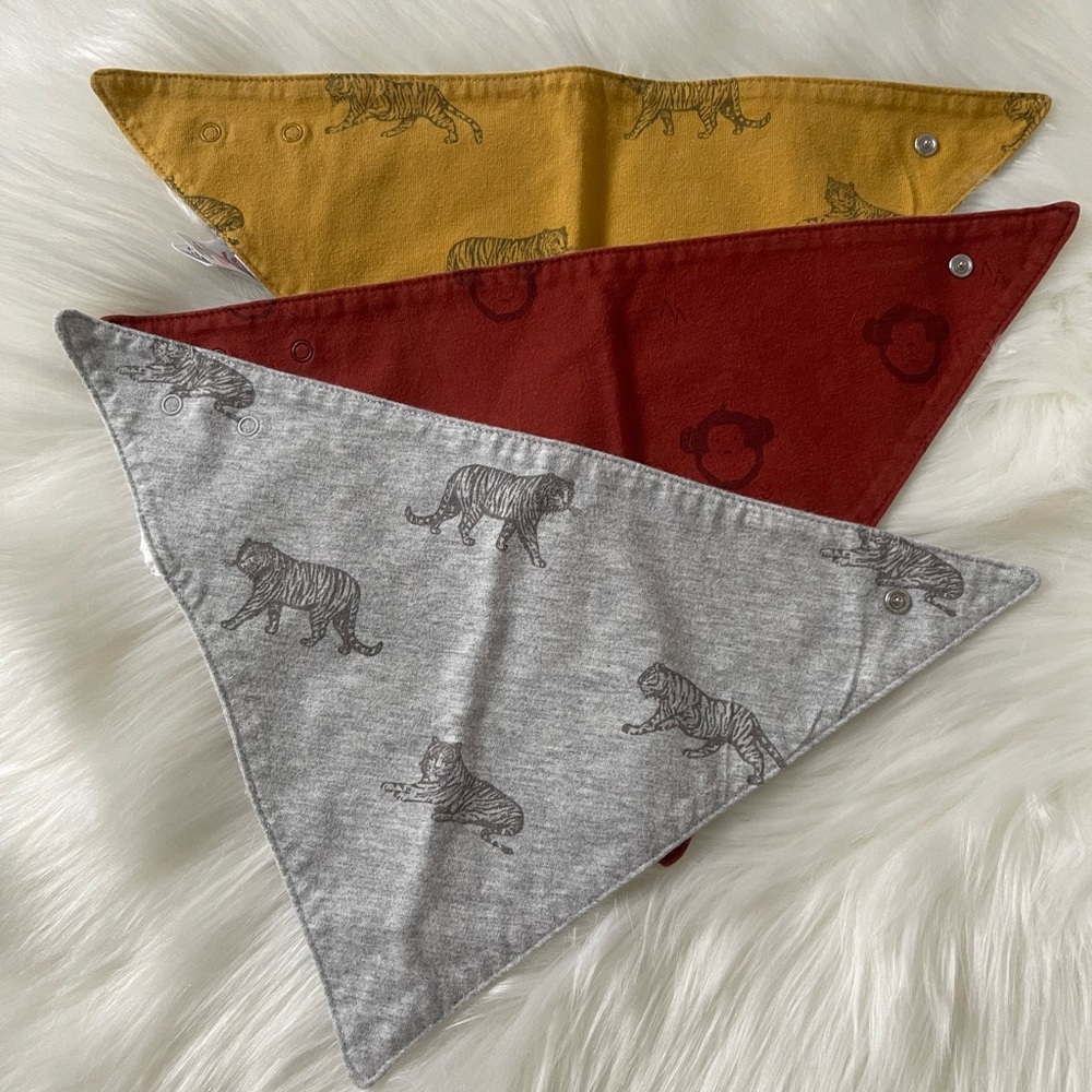 MAMAS & PAPAD Kids Animal Print Bandana Bib Set - Gray, Red, and Yellow